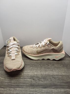 Nike Motiva Tan Pink White Gym Athletic Running Shoes Women's Size 10 New